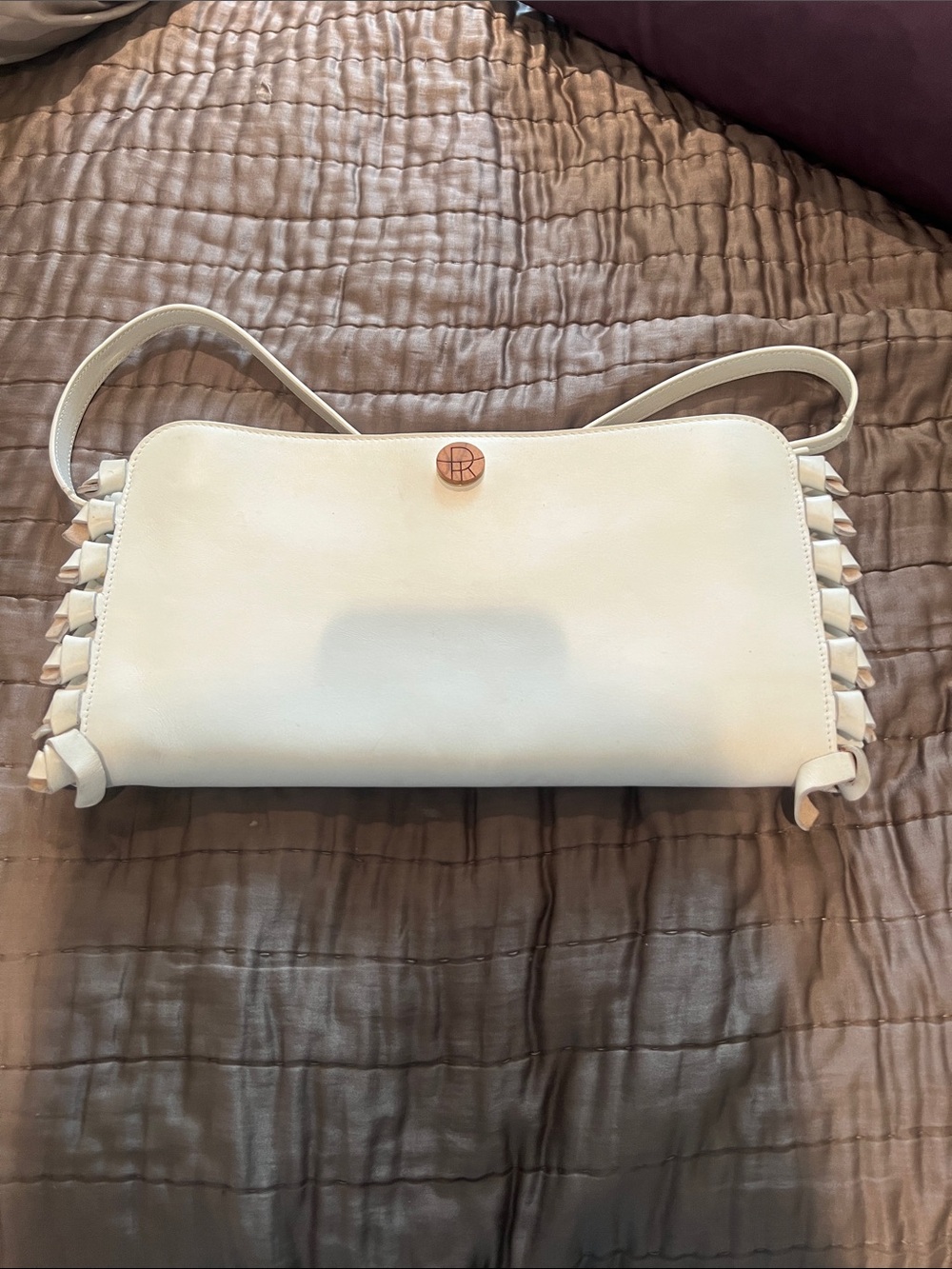The Row Cream Leather Shoulder Bag with Rose Gold Logo - Picture 10 of 12